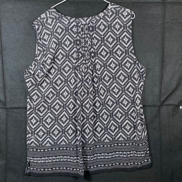 Croft & Barrow Womens Shirt Black White Button Down Geometric Sleeveless Tank XL - Picture 8 of 10